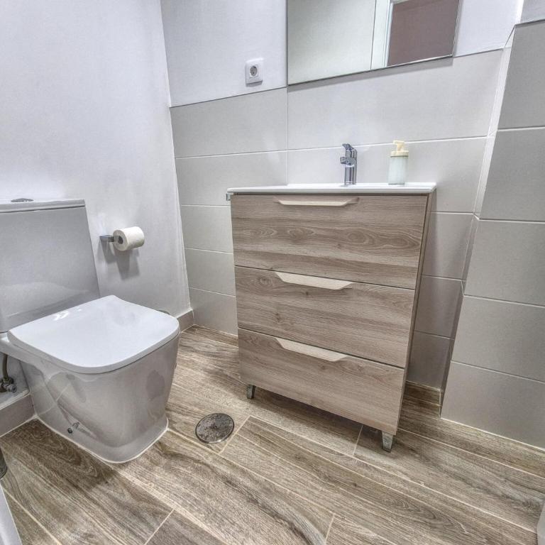 Apartment by Playa de Las Canteras Beach - Apartamento de 2 dormitorios - 24