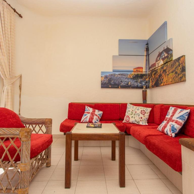 Beachfront House in Playa del Águila with Pool - Casa de vacaciones de 1 dormitorio - 1