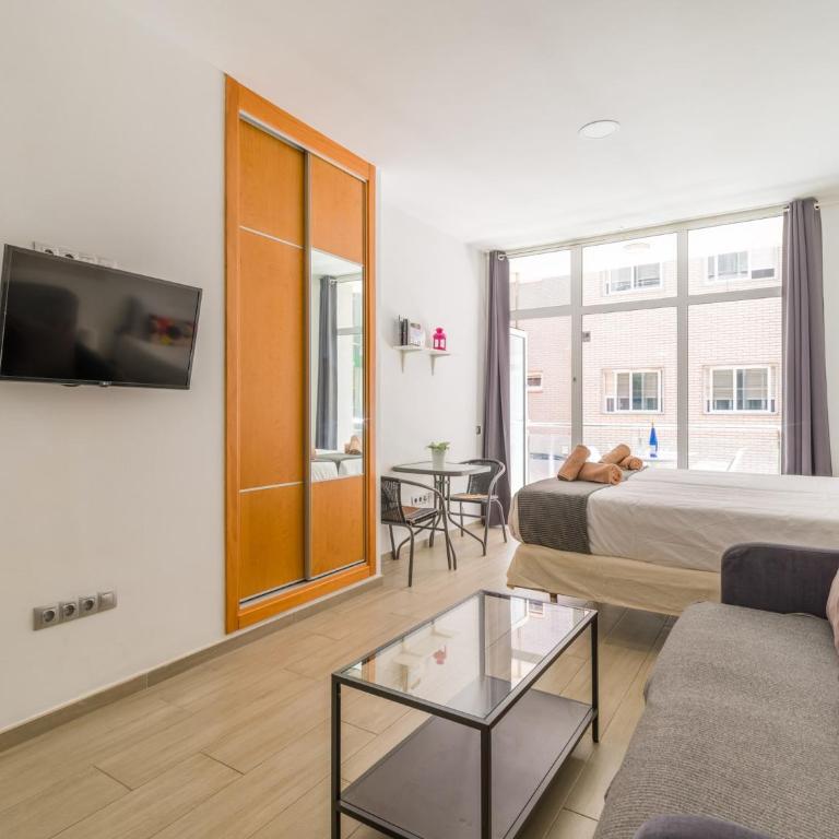 Apartment by Playa de Las Canteras Beach - Casa - 14