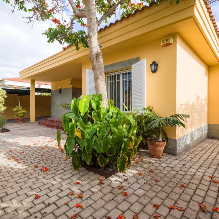 Chalet in Maspalomas by Golf & Private Pool - Chalet de 3 dormitorios - 42