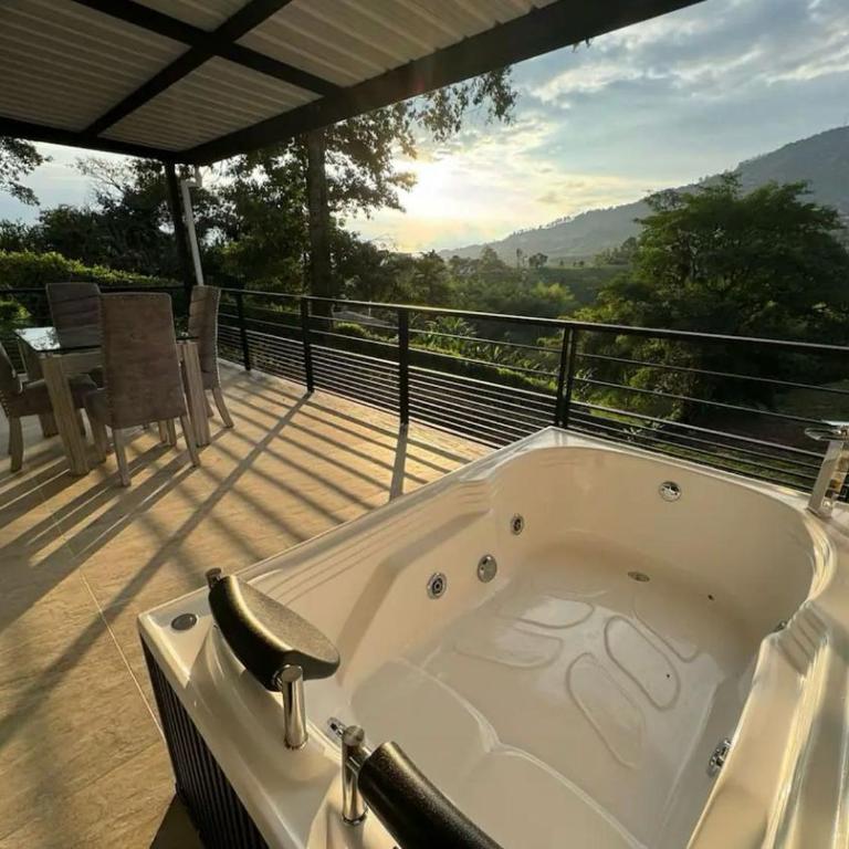 Casa con Terraza y Vista Espectacular a la Naturaleza - Apartamento de 3 dormitorios - 7