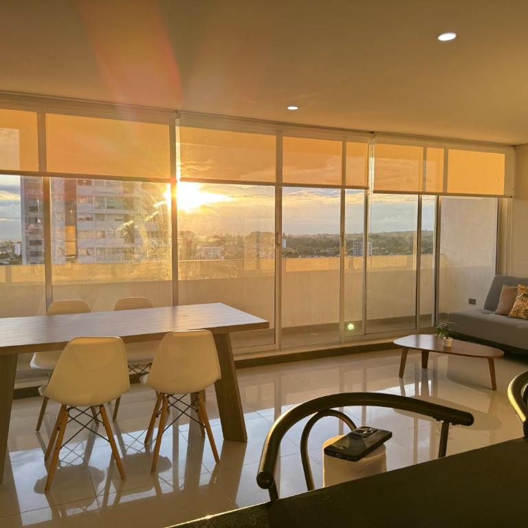 CH1204-Apartamento con linda vista en sector fundadores - Apartamento de 2 dormitorios - 22