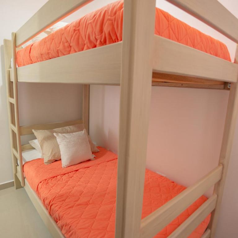 No disponible - Two-Bedroom Apartment - 18