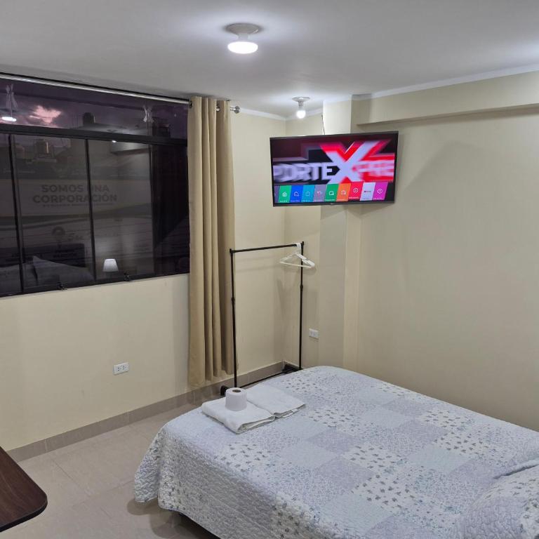 Habitación privada con vista a la calle cerca a la plaza Constitución - Double Room with Private Bathroom - 1