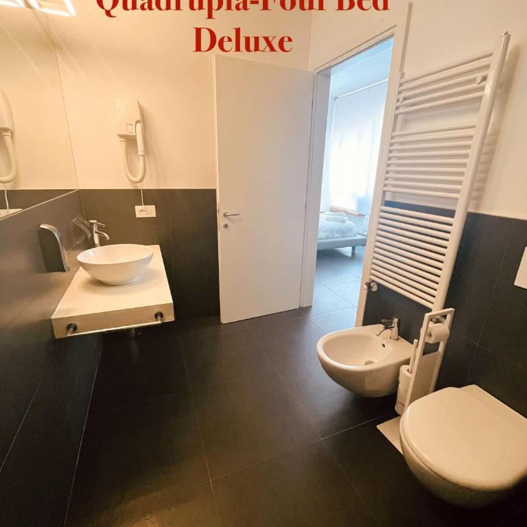 DiMoras house Verona - Camera Quadrupla Deluxe - 8