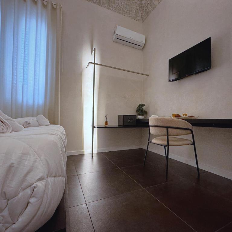 Corona Suite & Rooms - Standard Double Room - 6
