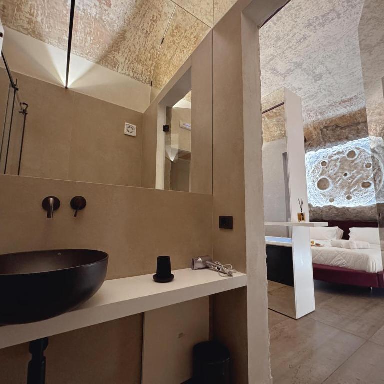 Corona Suite & Rooms - Superior King Room - 33