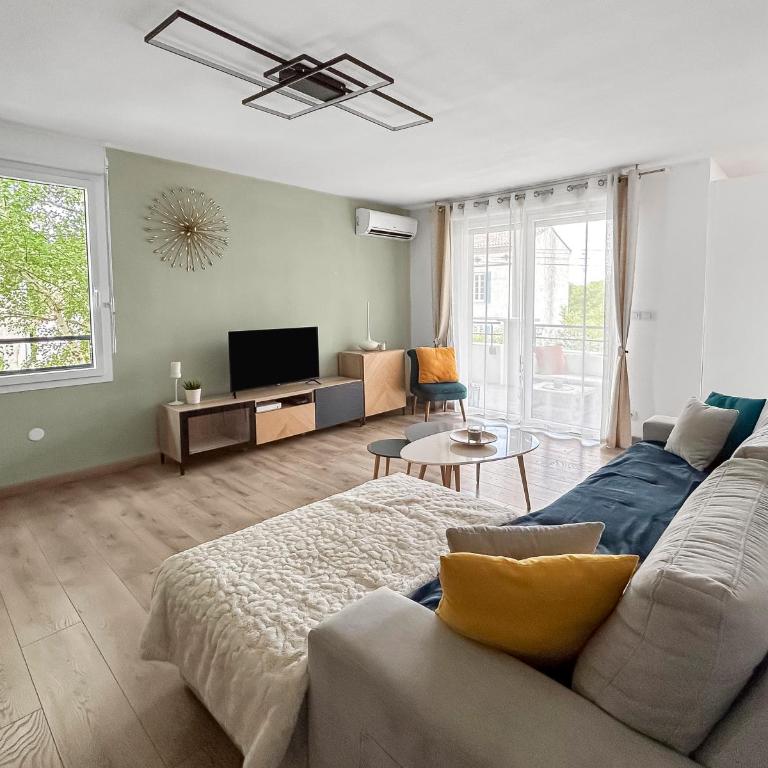 T3 Cosy à Albi avec Terrasse, Piscine & Parking - Apartment mit 2 Schlafzimmern - 4