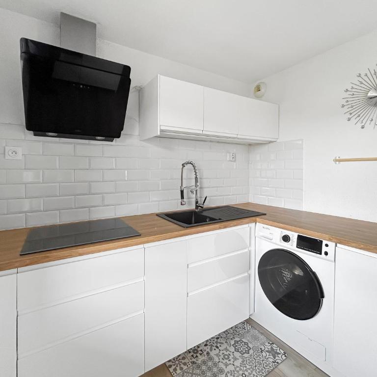 T3 Cosy à Albi avec Terrasse, Piscine & Parking - Apartment mit 2 Schlafzimmern - 13