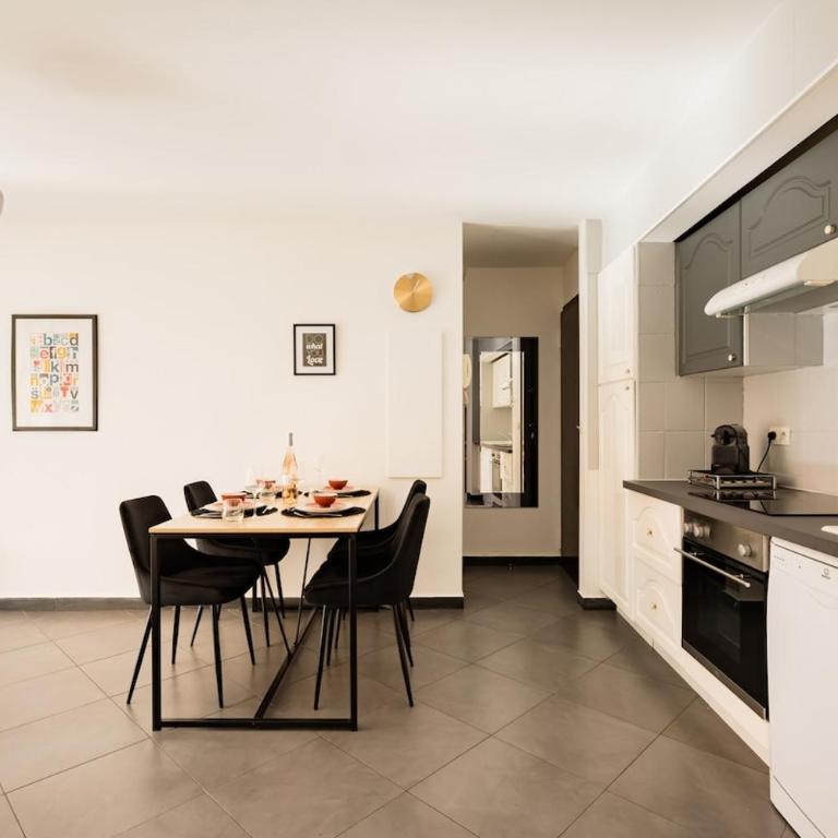 Air conditioned apartment, 3 min walk to the beaches, Garage - Appartamento con 1 Camera da Letto - 12