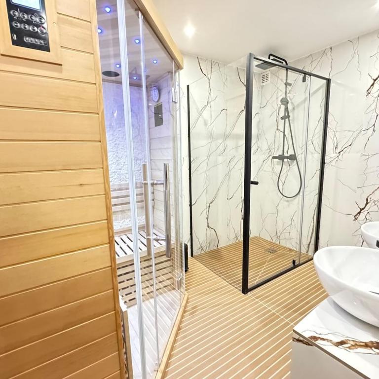 Impressionnists in Le Marais - Sauna & AC - Appartement 2 Chambres - 32