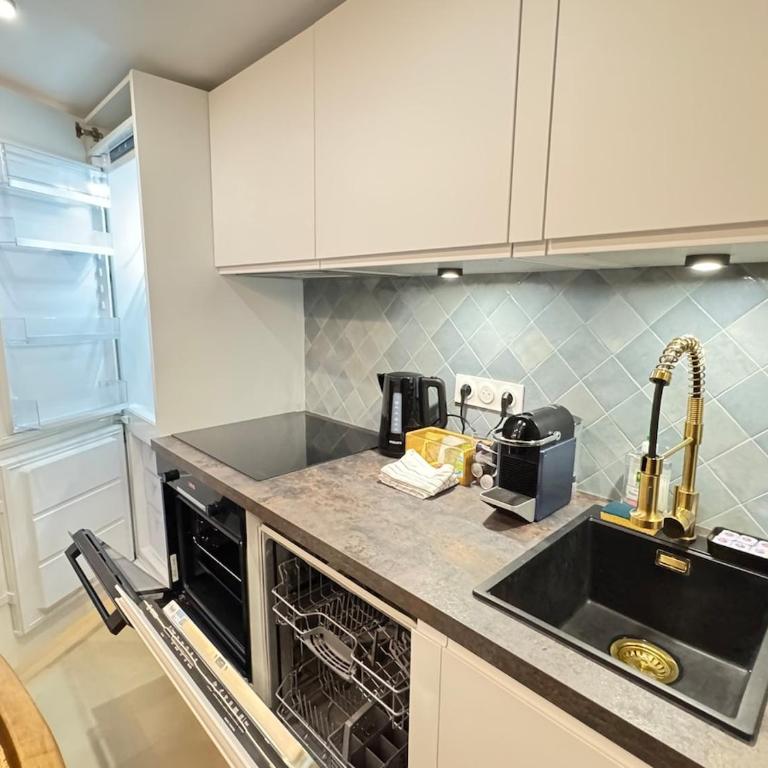 Impressionnists in Le Marais - Sauna & AC - Appartement 2 Chambres - 17