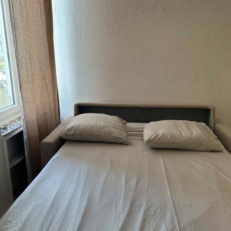 Juan Les Pins Centre, 3-person studio with mezzanine - One-Bedroom Apartment - 12
