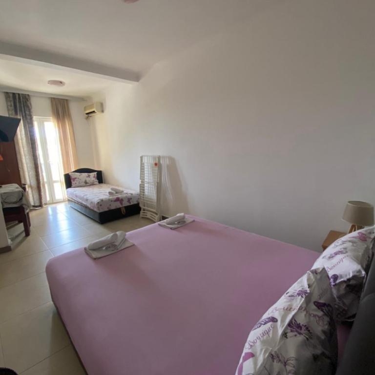 Sunlight Apartments Bečići - Apartment with Terrace - 4