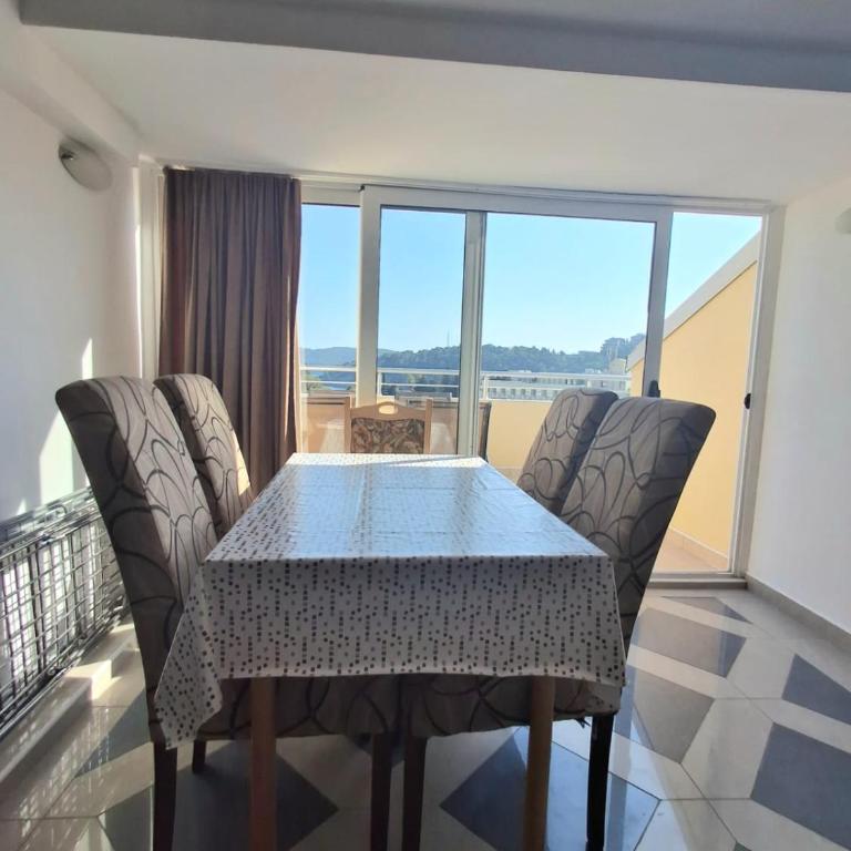 Sunlight Apartments Bečići - Penthouse Apartment - 25