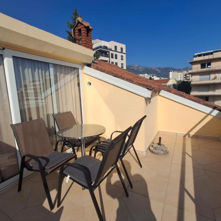 Sunlight Apartments Bečići - Penthouse Apartment - 27