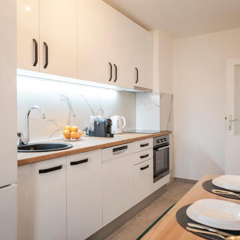 Sarajevo Midway Premium Brand New Apartment - Two-Bedroom Apartment - 13
