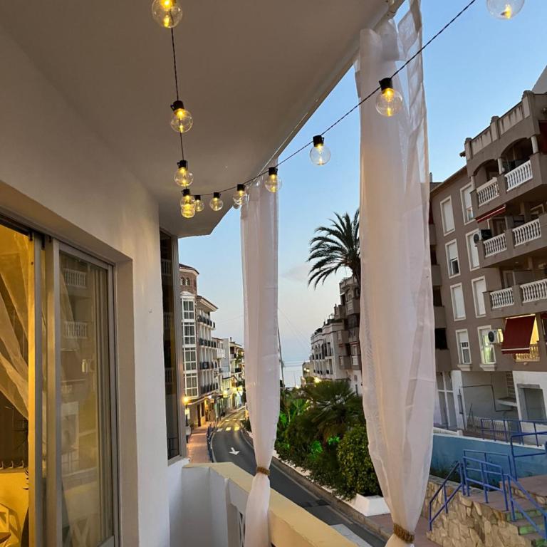 Real 1 - Three-Bedroom Apartment - 38