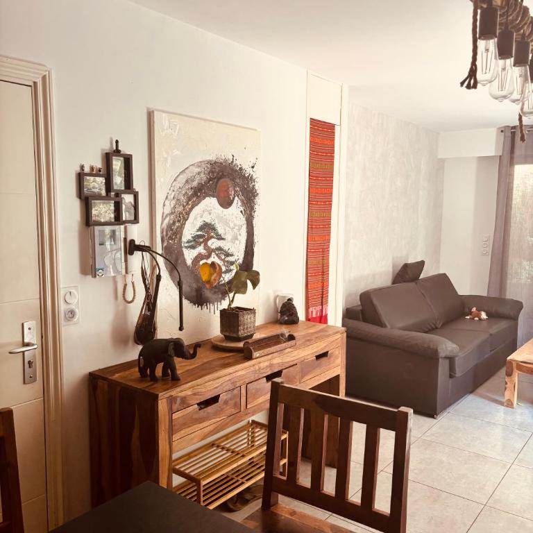 Magnifique studio avec terrasse et jardin - Appartement 2 Chambres - 4