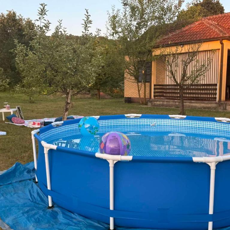 Green Cottage - Two-Bedroom House - 8