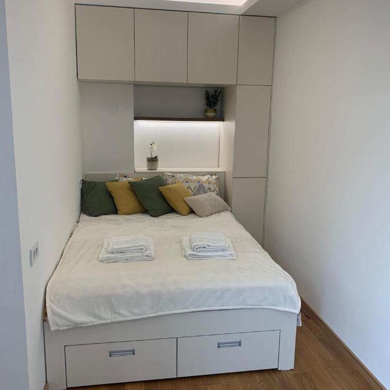 Apartment Jovic - One-Bedroom Apartment - 15