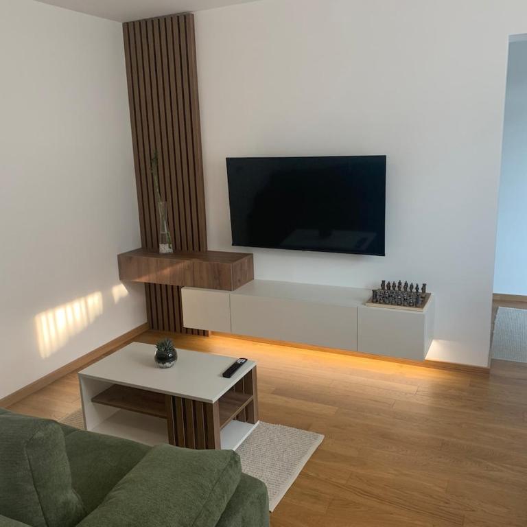 Apartment Jovic - One-Bedroom Apartment - 17