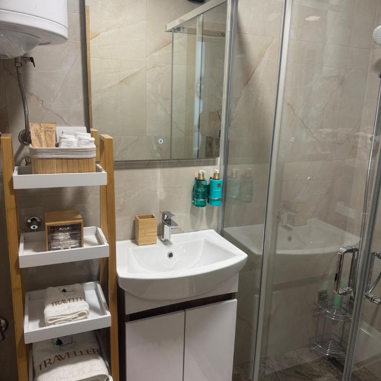 Apartman Traveller - One-Bedroom Apartment - 23