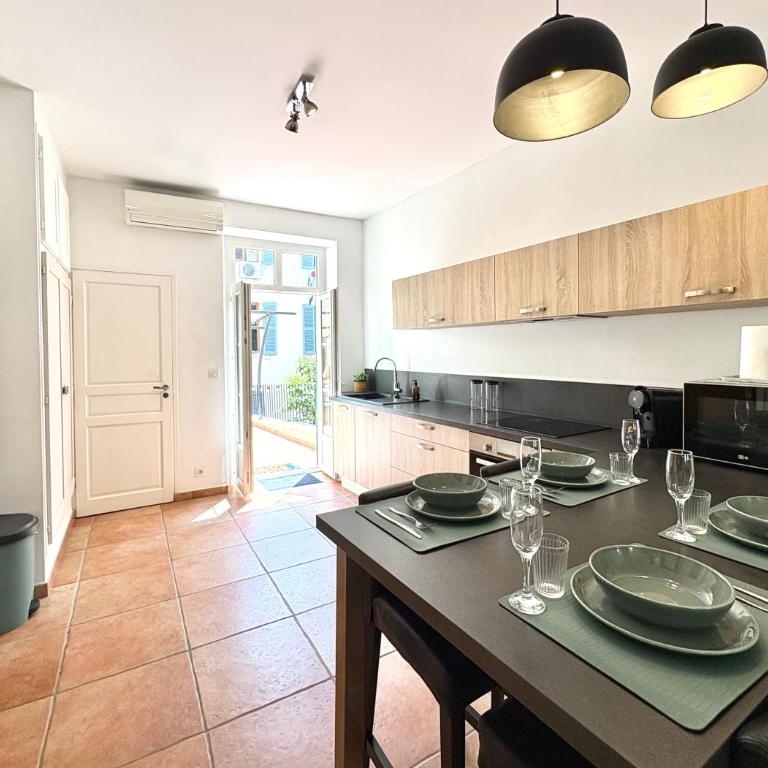 Appartements climatisés - Vieil Antibes - Appartement avec Terrasse - 14