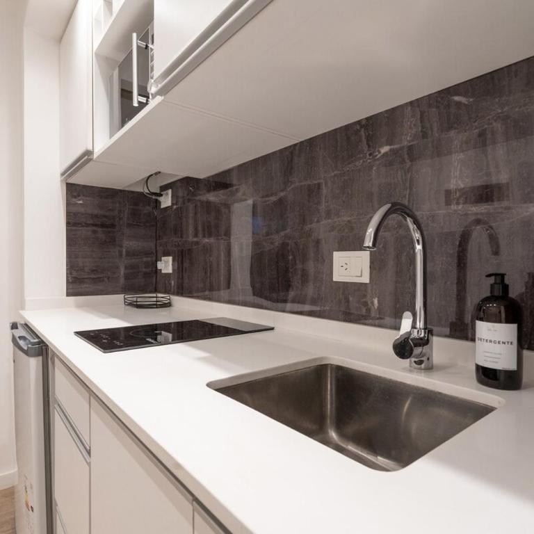 Moderno dos ambientes con patio, zona Alto Palermo - Apartamento de 1 dormitorio - 7