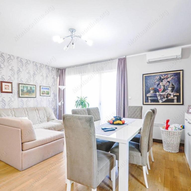 Sunset - One-Bedroom Apartment - 5