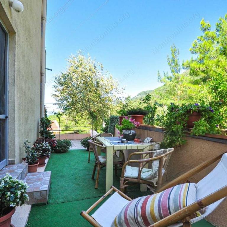 Sunset - One-Bedroom Apartment - 7