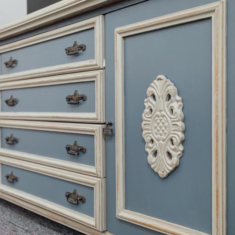 Hotel Subra Atrium - Deluxe Suite with Pool View - 9