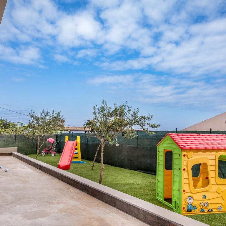 Appartamenti in Villa Syrenis vista mare con piscina riscaldata e campo da bocce - Appartamento Deluxe con 3 Camere da Letto - 4