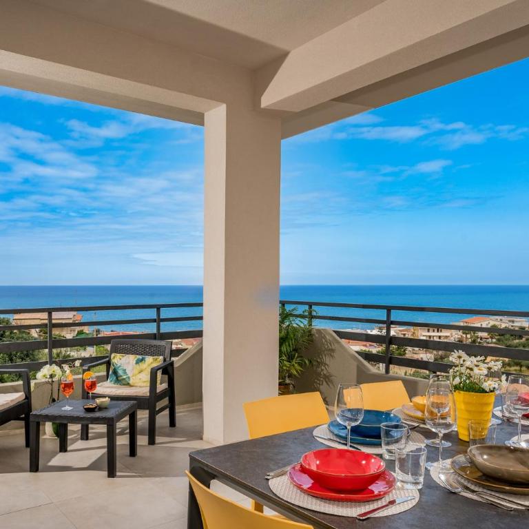 Appartamenti in Villa Syrenis vista mare con piscina riscaldata e campo da bocce - Appartamento Deluxe con 3 Camere da Letto - 27