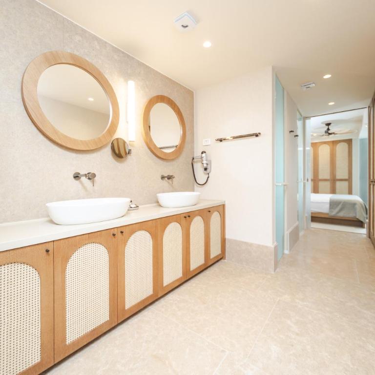 Infinity Hotel & More - Penthaus Apartman - 9