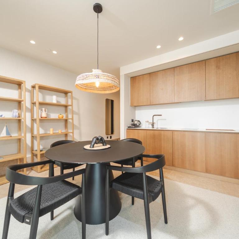 Infinity Hotel & More - Penthaus Apartman - 8