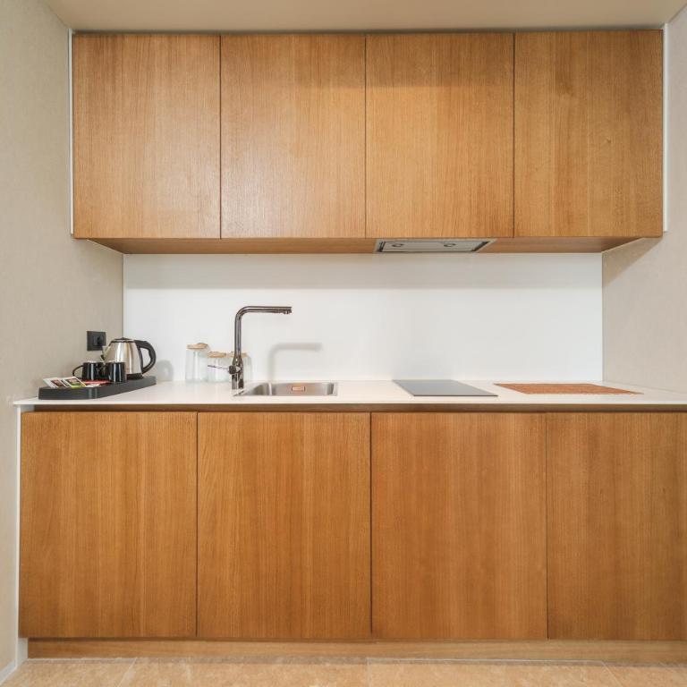 Infinity Hotel & More - Penthaus Apartman - 17