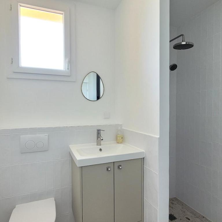 Bel appartement près de la plage - Two-Bedroom Apartment - 14