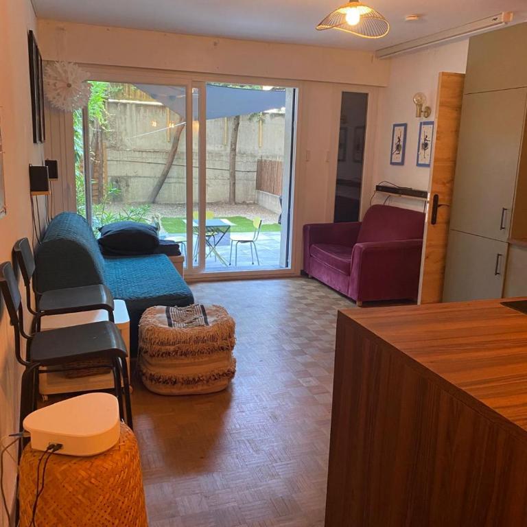 Petit Soleil Vélodrome-Marseille- avec box - Appartement 1 Chambre - 8