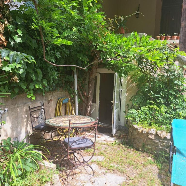 Studio au calme dans propriété avec jardin - Studio mit Queensize-Bett - 4