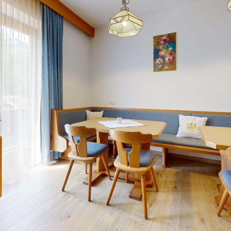 Brixana - Apartment mit 4 Schlafzimmern und einem Balkon - 1