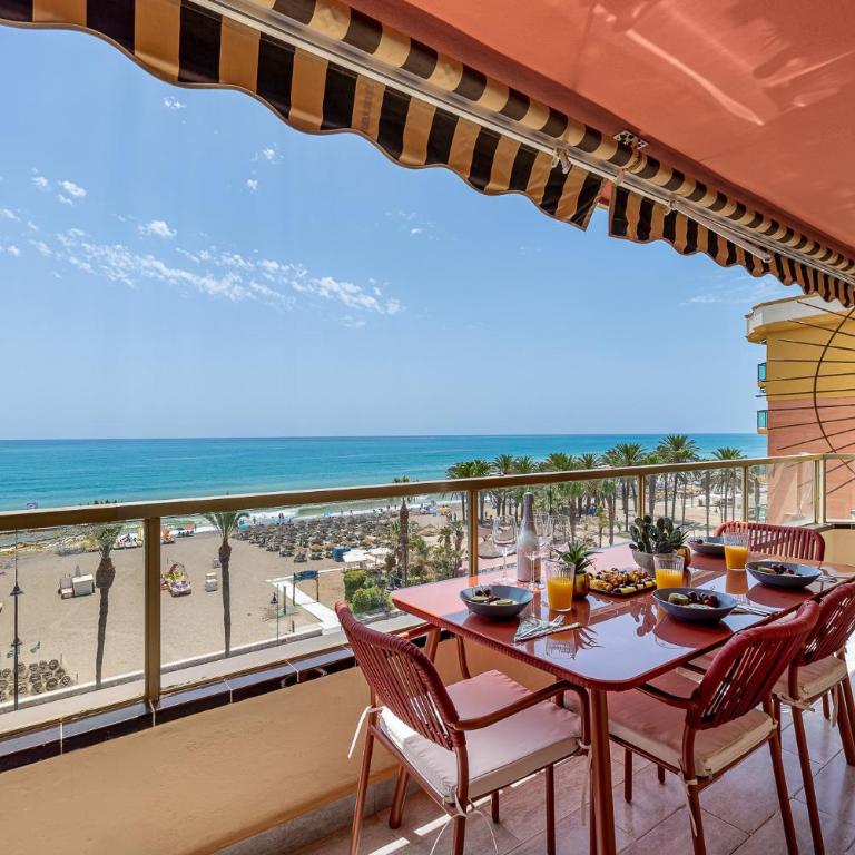 797HOLIDAY RENTALS- Piso contemporaneo frente al mar - Apartamento con vistas al mar - 8