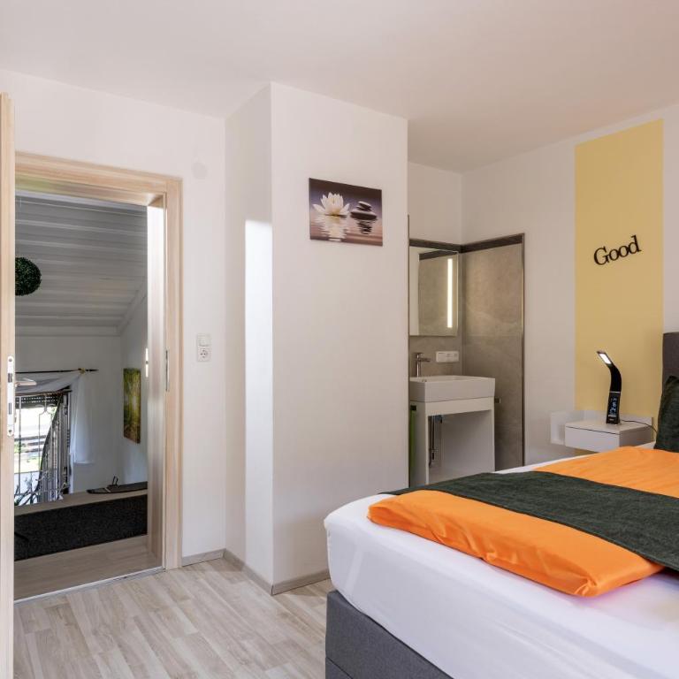 Ferienwohnung Mitterherzog - Apartment mit 2 Schlafzimmern und Bergblick - 13