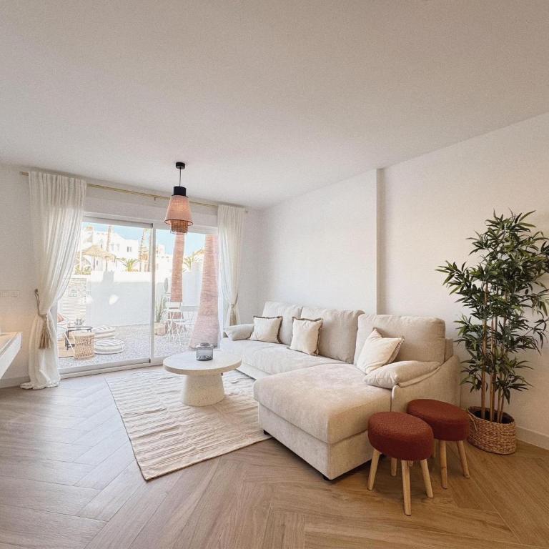 Golf y Playa - One-Bedroom Apartment - 1