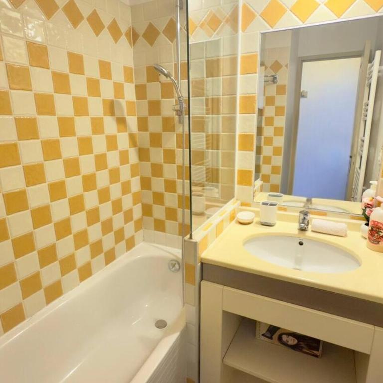 Vue Mer Azur - Villa France Cannes - Appartement 2 Chambres - 2