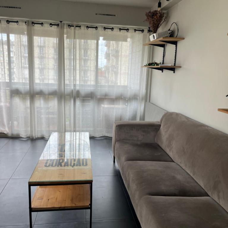 Terrasse avec vue, proche Bercy-Paris, 3 pièces spacieux et confort - Appartement 2 Chambres - 4