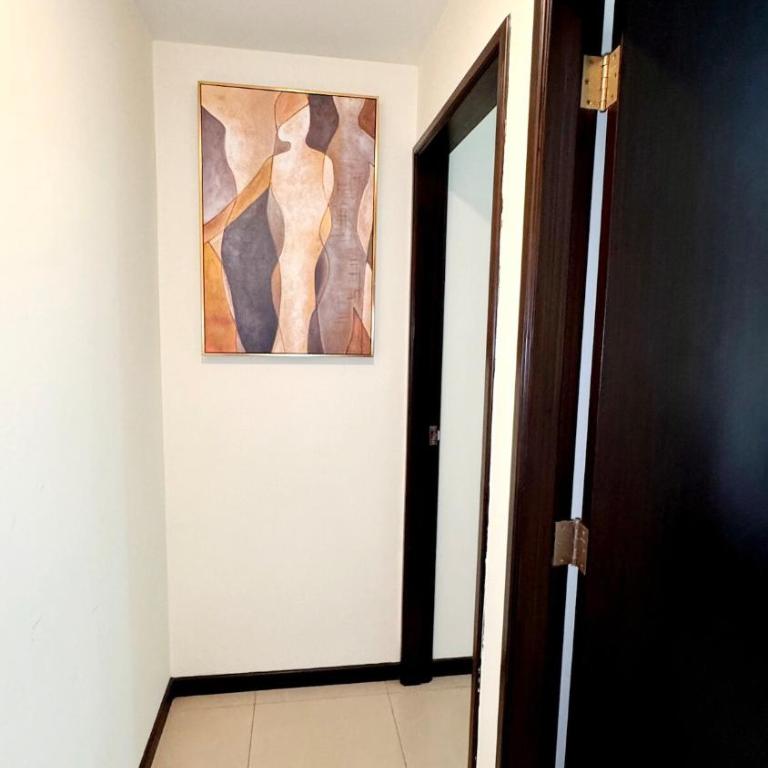 EcuaBook Family Apartment Airport 504 - Three-Bedroom Apartment - 4
