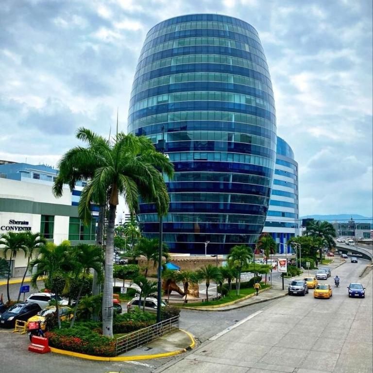 EcuaBook Family Apartment Airport 504 - Three-Bedroom Apartment - 6