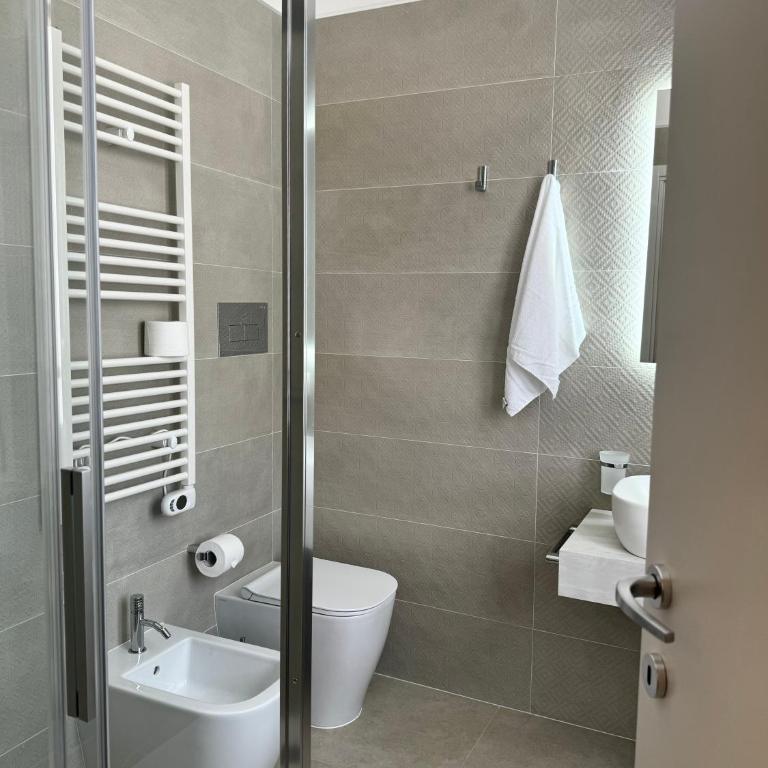 Luxenti Luxury Rooms - Camera King con Balcone - 4