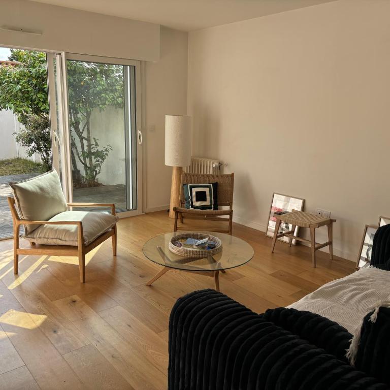 Maison familiale avec jardin et parking , à 300m de la plage - Haus mit 3 Schlafzimmern - 4